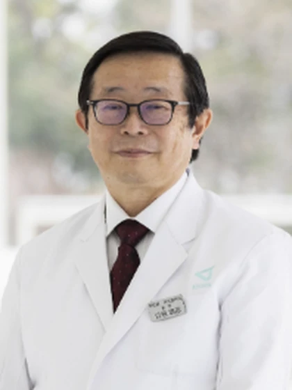 院長 近藤 晴彦の写真