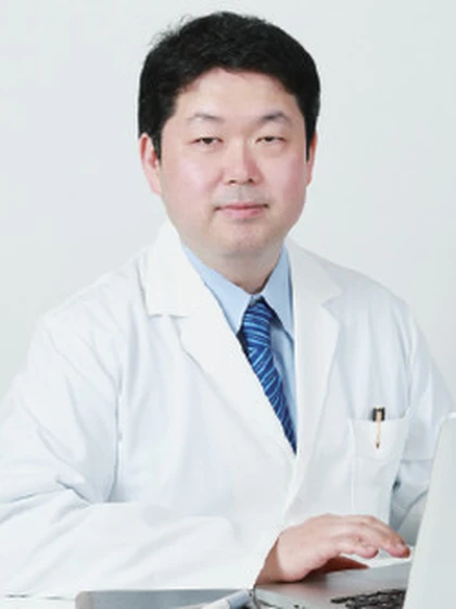 院長 小柳 伊智朗の写真