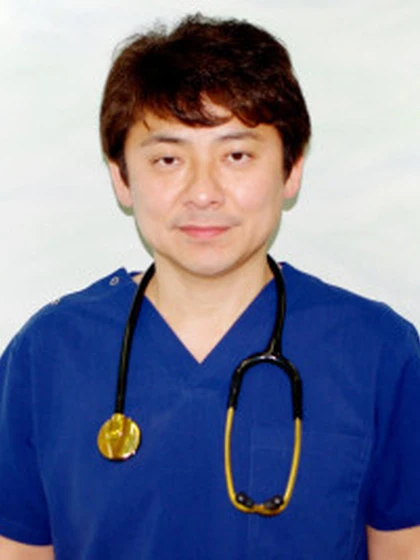 院長 長 政利の写真
