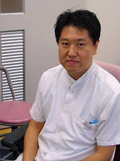 院長 医学博士 中出 忠宏の写真