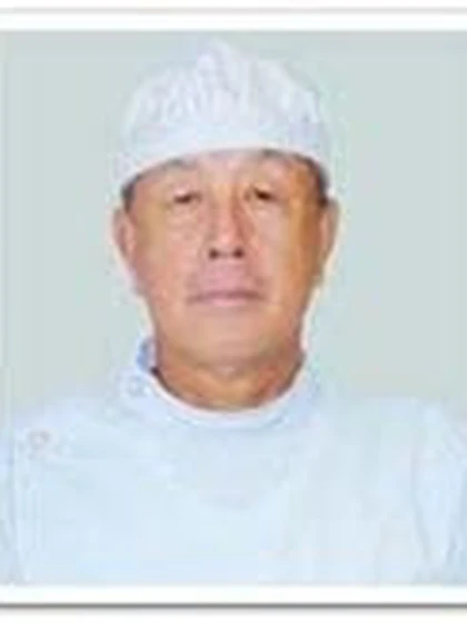 院長 医学博士 權藤 鶴雄の写真