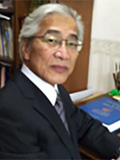 院長 医学博士 植野 映の写真