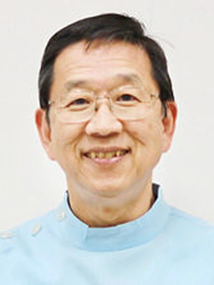 院長 歯学博士 逢坂 亘彦の写真