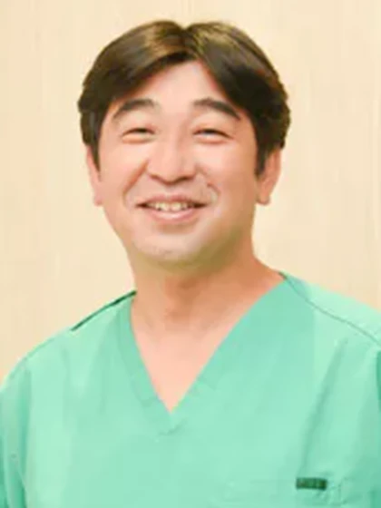院長 院長 本淨 学の写真