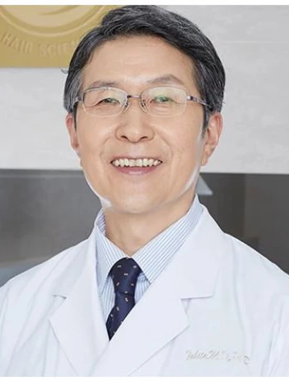 院長 院長 滝田 賢一の写真