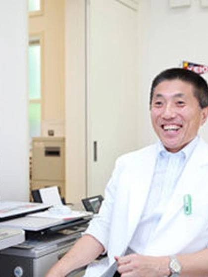 院長 医学博士 安保 浩伸の写真