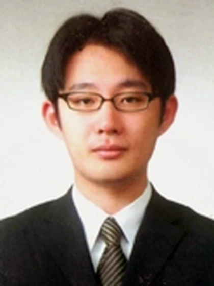 院長 副院長 栗田 俊臣の写真