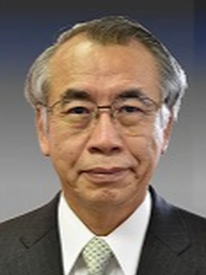 院長 万代 恭嗣の写真
