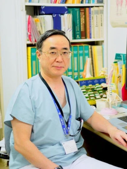 院長 医学博士 中島 秀人の写真