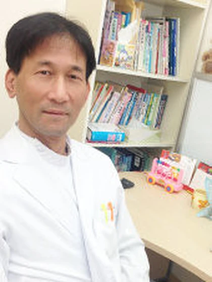 院長 医学博士 新家 興の写真