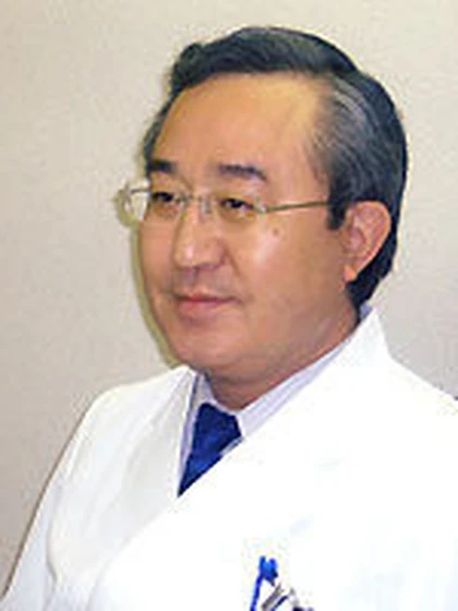 院長 青木 伸の写真