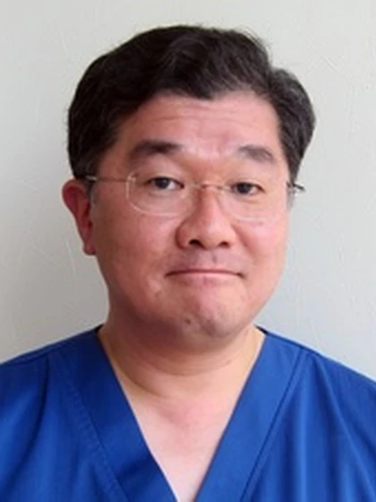 院長 院長・医学博士 岡崎 啓介の写真