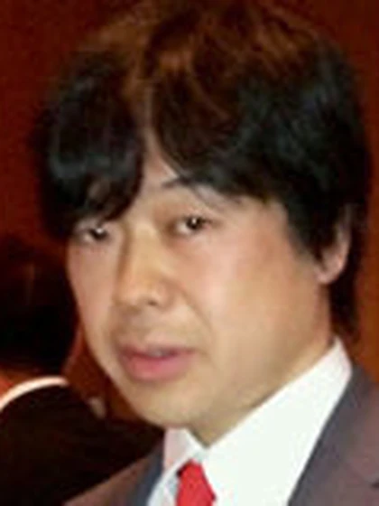 医師 都外川 新の写真