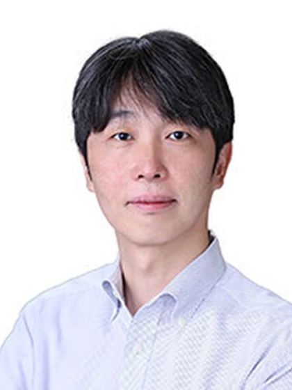 院長 院長、医学博士 新開 浩二の写真