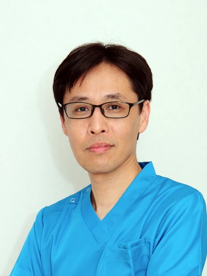 院長 博士（歯学） 保田 将史の写真