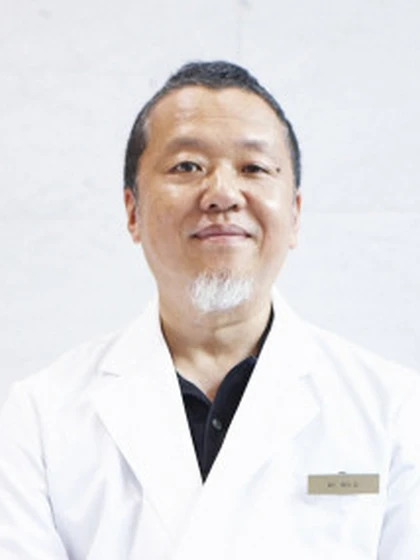 医師 岡田 弘の写真