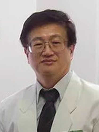 院長 医学博士 藪 剛爾の写真