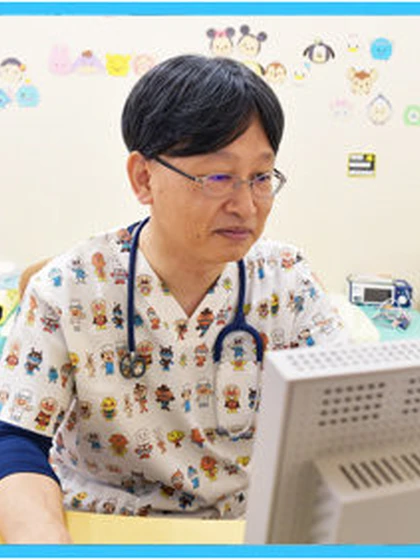 院長 井上 佳也の写真