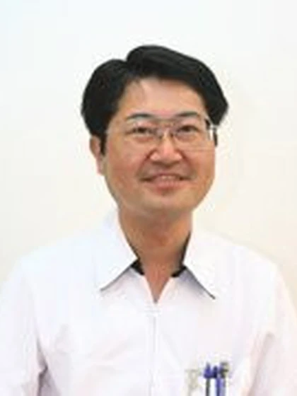 院長 医学博士 國方 建児の写真