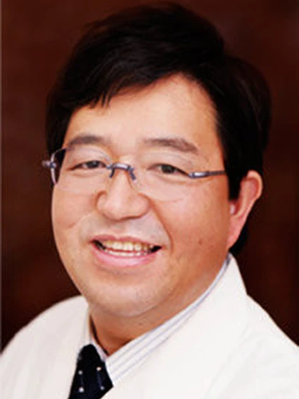 院長 医学博士 山崎 智の写真
