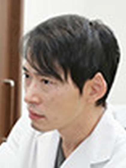 院長 岡本 貴の写真