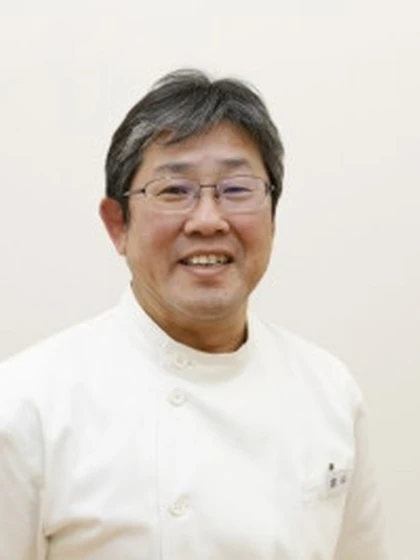 院長 撫中 正博の写真