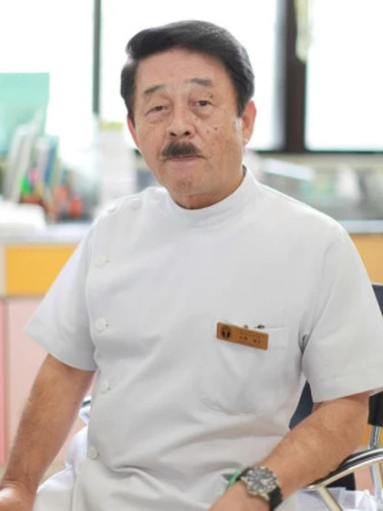 理事長 古賀 伝正の写真