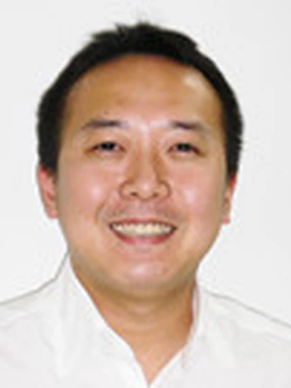 歯学博士 下元 康英の写真