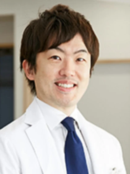 院長 医学博士 千手 陽一郎の写真