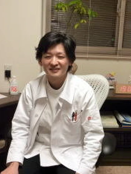 院長 医学博士 濱野 建一の写真
