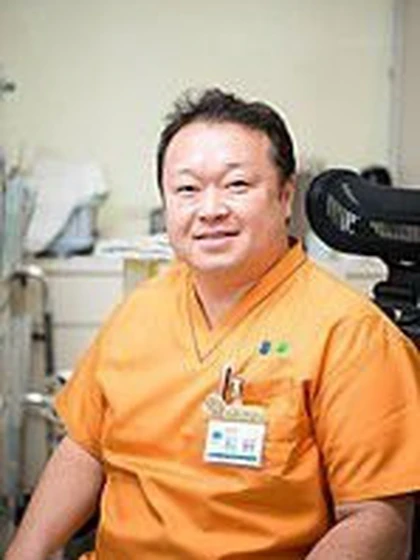 院長 暁山 昌幸の写真