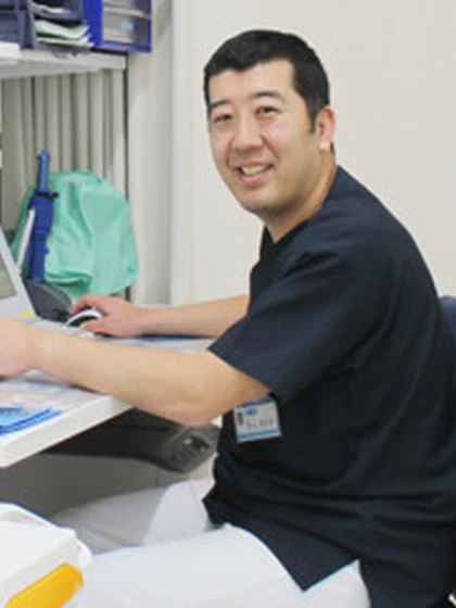 院長 医学博士 金山 慎太郎の写真