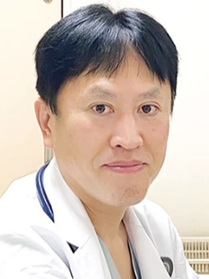 院長 医学博士 安達 滋の写真