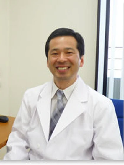 院長 医学博士 吉岡 敬治の写真