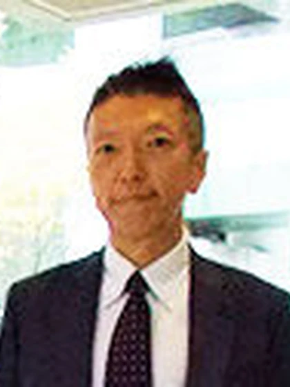 院長 医学博士 兪 炳碩の写真