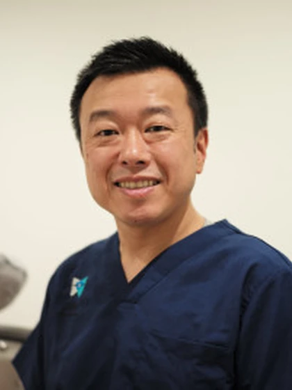 院長 歯学博士 丸山 順の写真