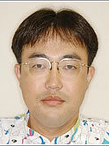 院長 歯学博士 土井 健義の写真