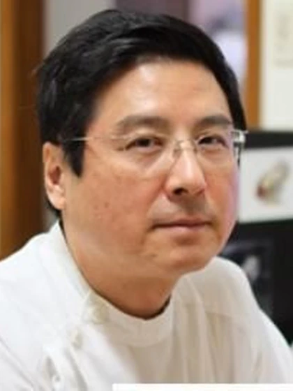 院長 橋本 恭治の写真