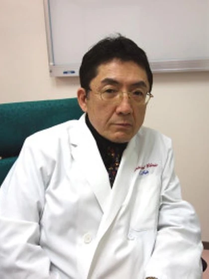 院長 医学博士 井手 博文の写真