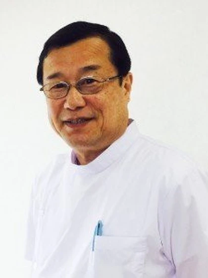院長 医学博士 服部 春生の写真