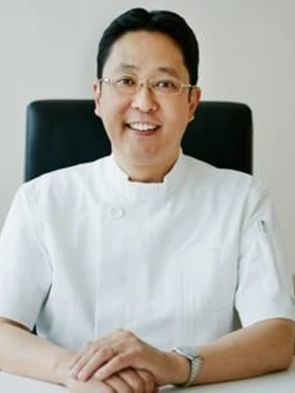 院長 三由 幸治の写真