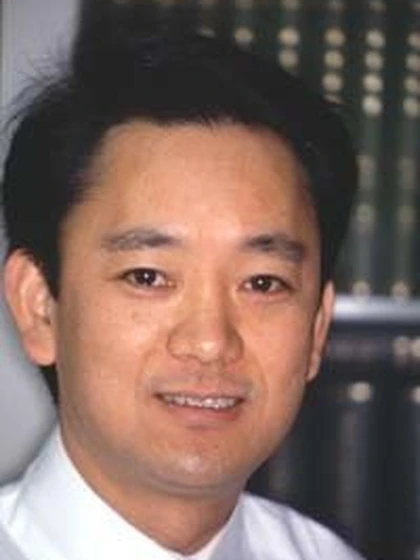 院長 歯学博士 徳本 憲道の写真