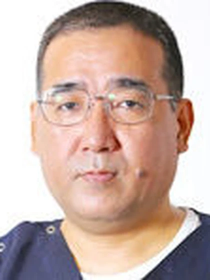 院長 渡慶次賀 博の写真