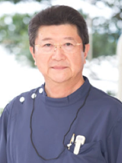 院長 歯学博士 比佐 進吉の写真