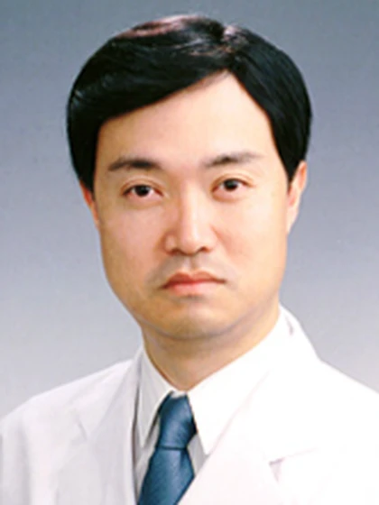 院長 医学博士 岩瀬 光の写真