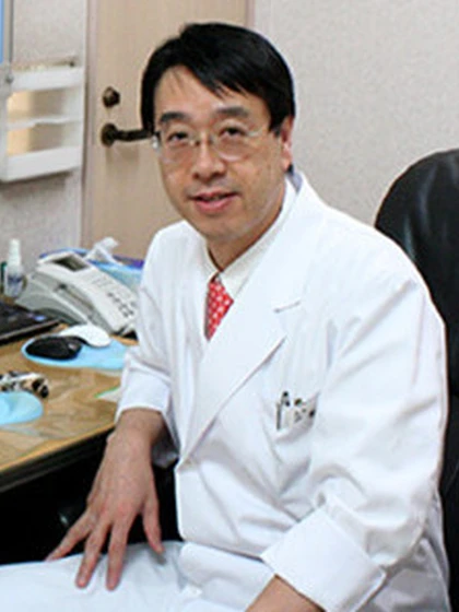 院長 医学博士 芦野 和博の写真