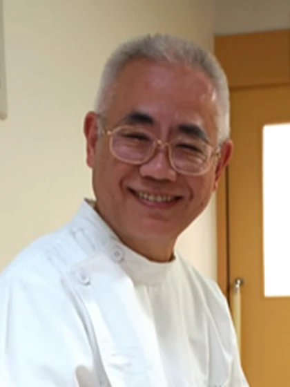 副院長 新城 孝道の写真