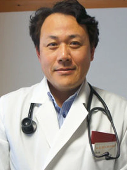 院長 医学博士 垣内 雅彦の写真