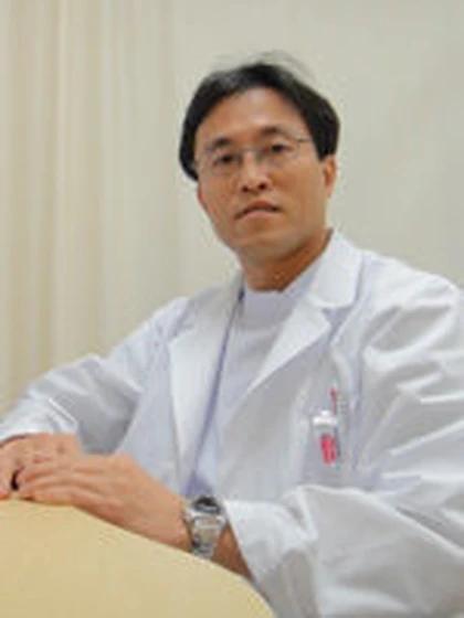 院長 医学博士 中小路 隆裕の写真