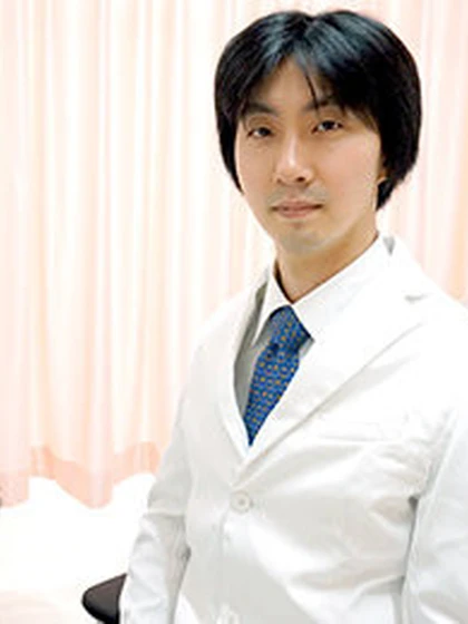 院長 医学博士 崎谷 康佑の写真